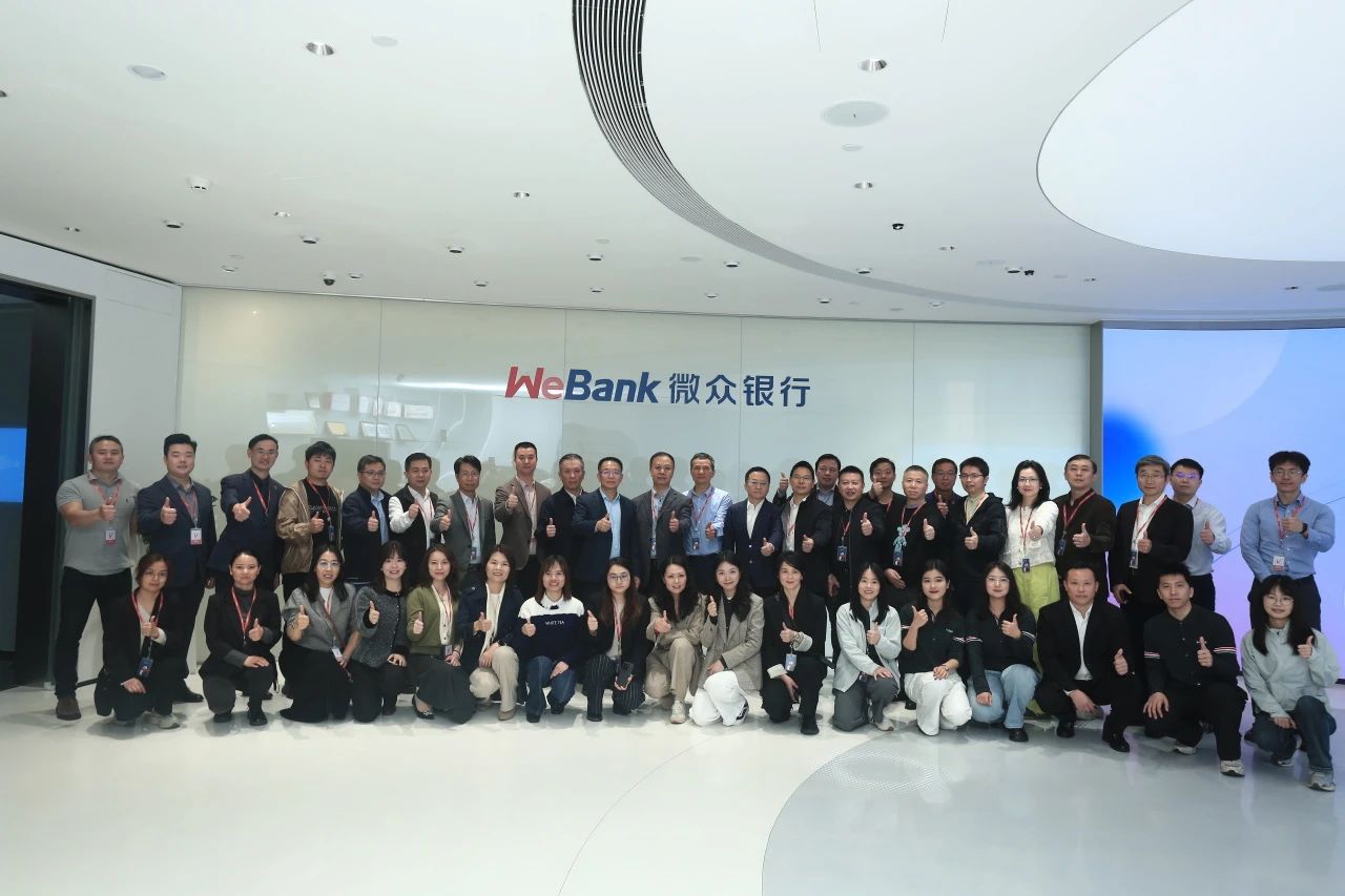 a46afbcd904b750e4184ed886eff7568.jpg